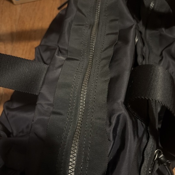 Lululemon Black Nylon Duffle Bag Gym Travel Carryon Logo - Picture 7 of 13